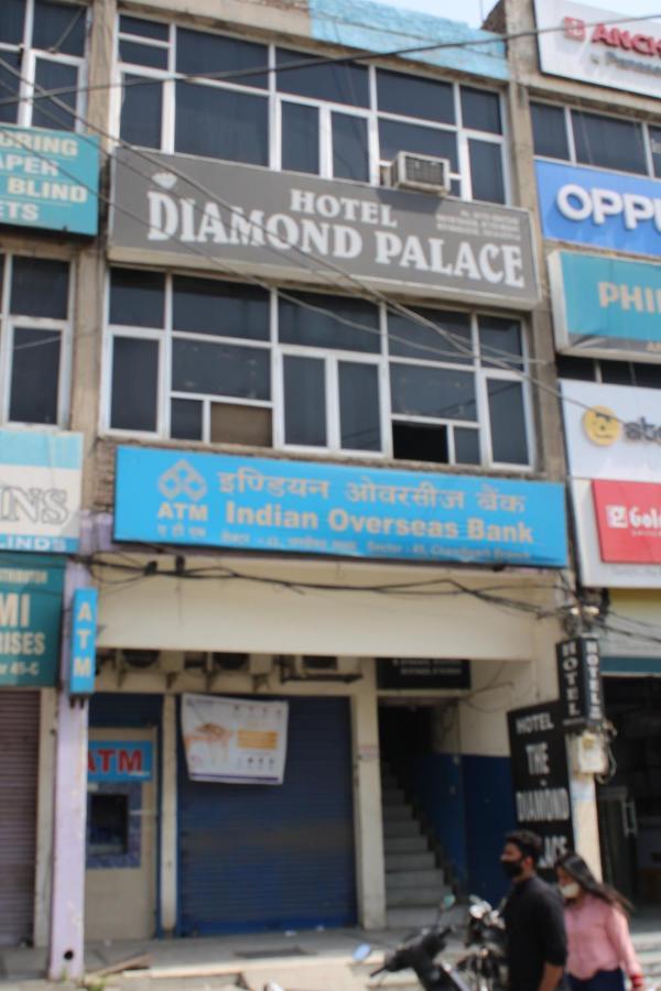 Chandīgarh Hotel Diamond Palace מראה חיצוני תמונה