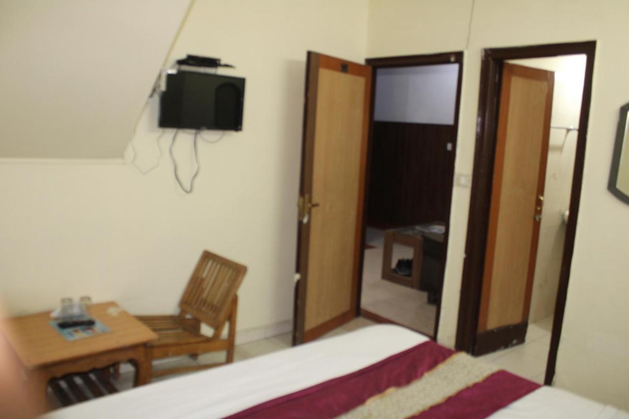 Chandīgarh Hotel Diamond Palace מראה חיצוני תמונה