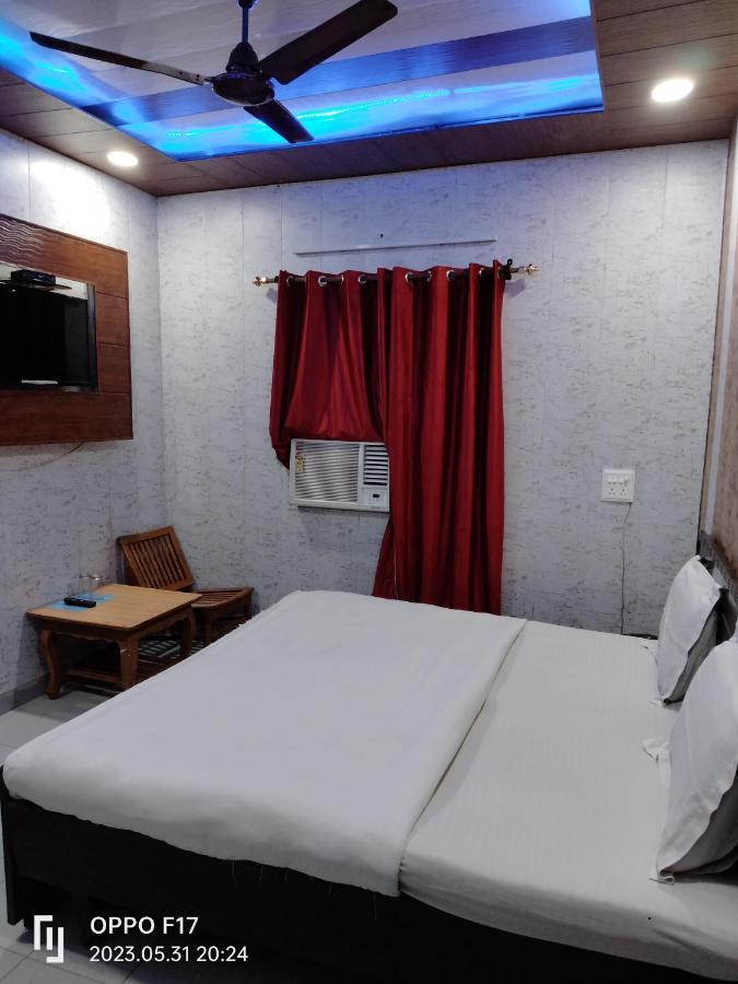 Chandīgarh Hotel Diamond Palace מראה חיצוני תמונה